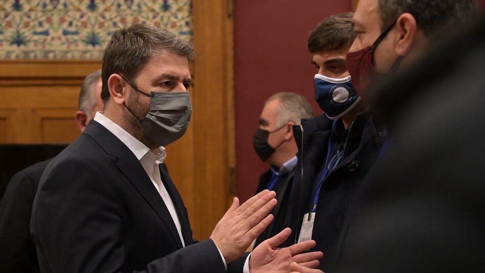 Μια συνάντηση… που μπορεί να «κρύβει» και βουλευτική υποψηφιότητα!