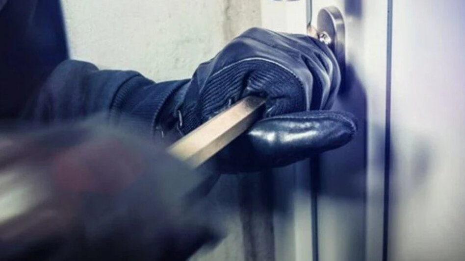 Συνελήφθη ένας εκ των τριών διαρρηκτών στη Λάρισα