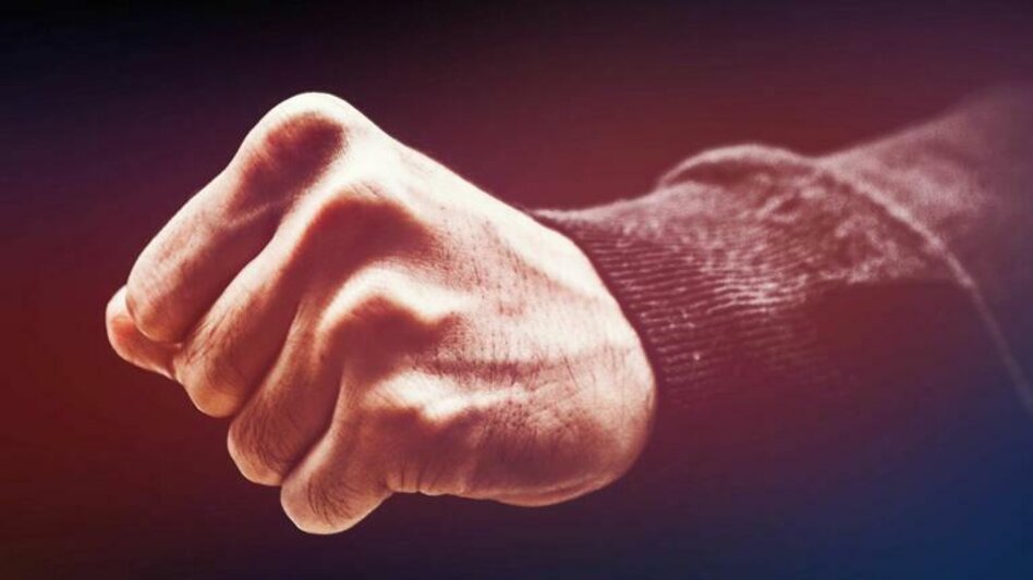 Ξυλοκόπησε άγρια 14χρονο από λάθος! Παρουσιάστηκε μόνος του στις αρχές