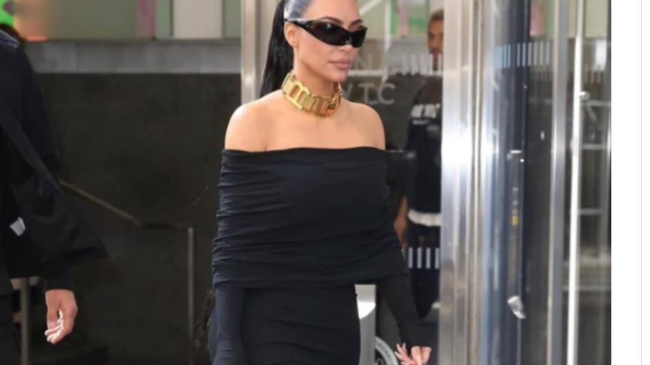 Off-the-shoulder trend: Πώς να φορέσετε την πιο hot τάση της άνοιξης