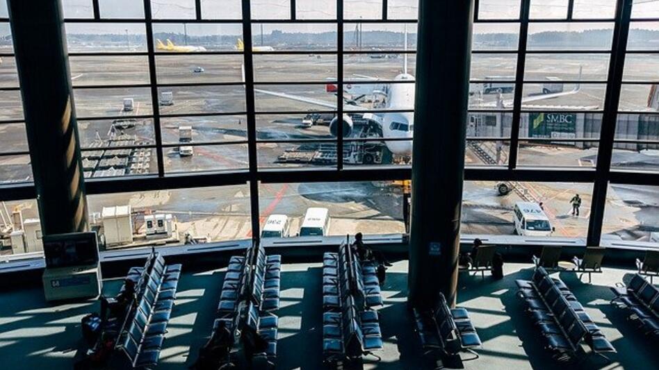 Κατήγγειλε 12.272 φορές αεροδρόμιο για θόρυβο μέσα σε έναν χρόνο!