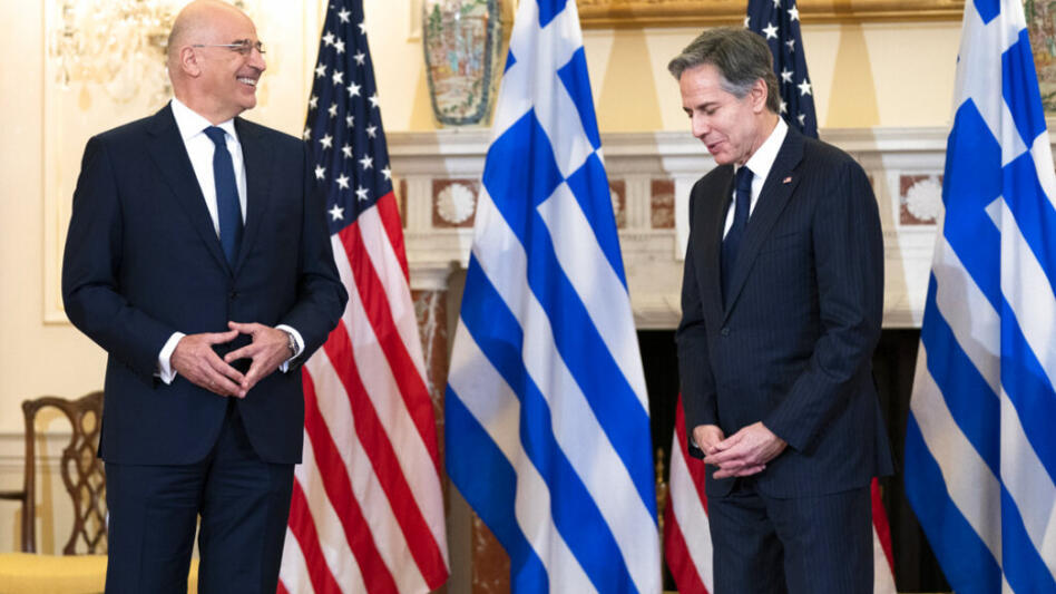  Ο Μπλίνκεν καταδικάζει την κατάσχεση των ελληνικών πλοίων από το Ιράν