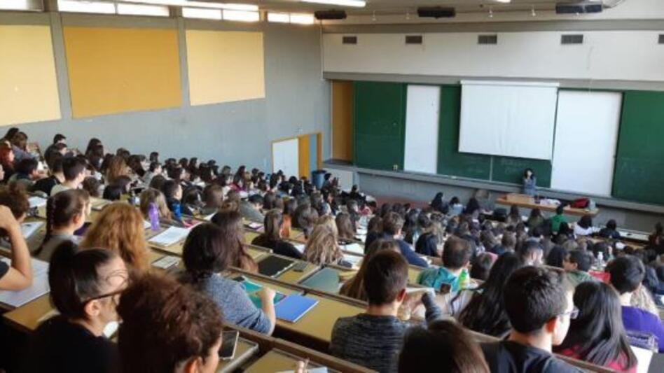 ΑΕΙ: Να μην περάσει ο νόμος ζητούν 1.000 πανεπιστημιακοί – Ολόκληρη η επιστολή
