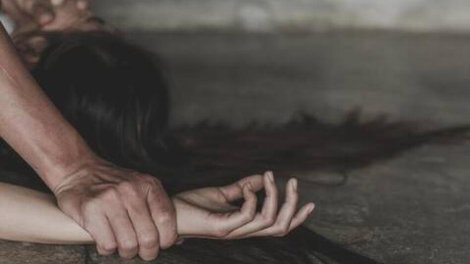 Βιντεοσκόπησε τον βιασμό 14χρονης και έστειλε το υλικό σε φίλο του