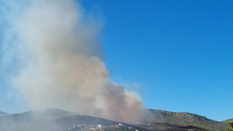 Φωτιά στο Νταού Πεντέλης: Μεγάλη κινητοποίηση της Πυροσβεστικής