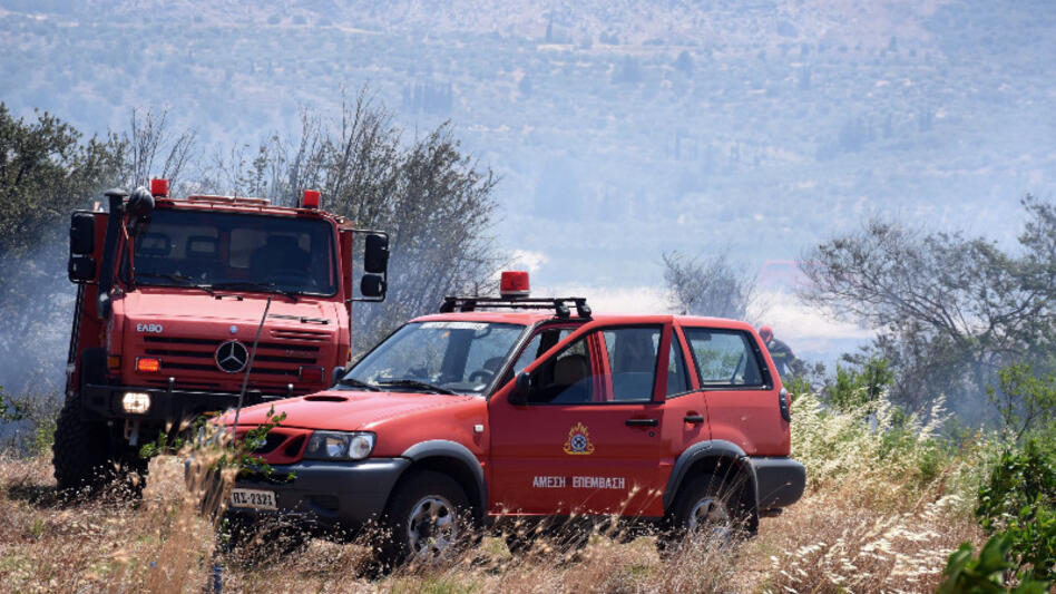  Οριοθετήθηκε η φωτιά στην περιοχή Καραούλια Ναυπάκτου