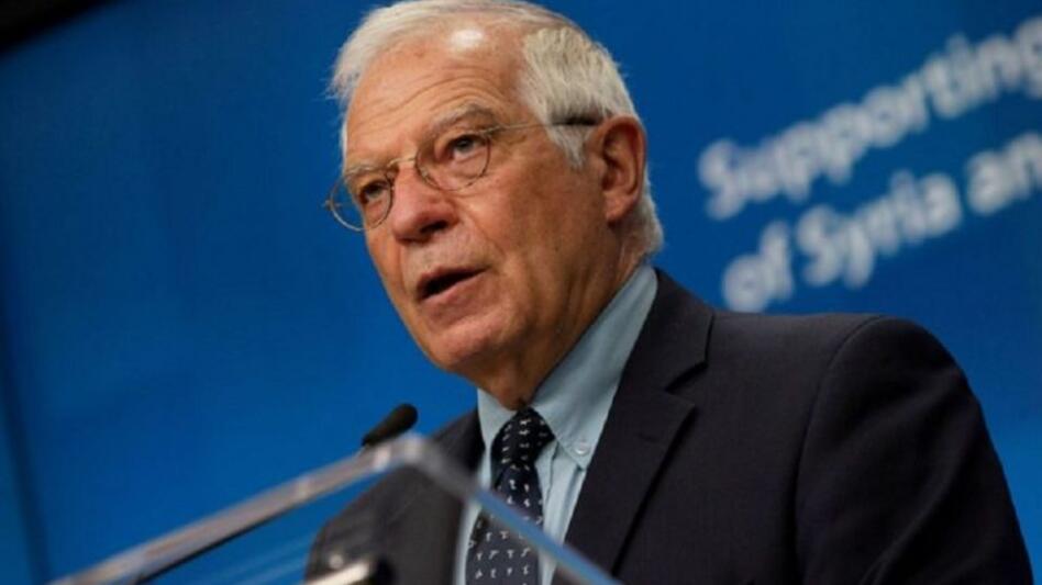 Μπορέλ: Καταδικάζει την επίθεση κατά του Σαλμάν Ρουσντί