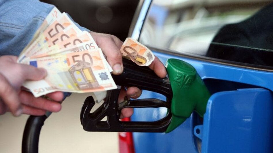 Βενζίνη: Πάνω από 2 ευρώ τη Μεγάλη Εβδομάδα στα νησιά!