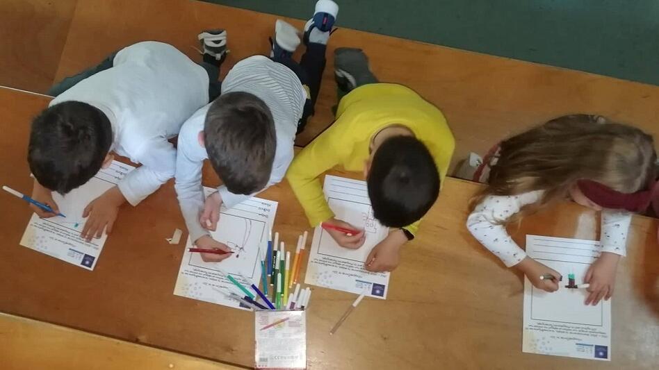 Το Μουσείο Ελληνικής Παιδικής Τέχνης στο Παγκρήτιο Εκπαιδευτήριο με αφορμή την έκθεση του Δημήτρη Τζάνη 