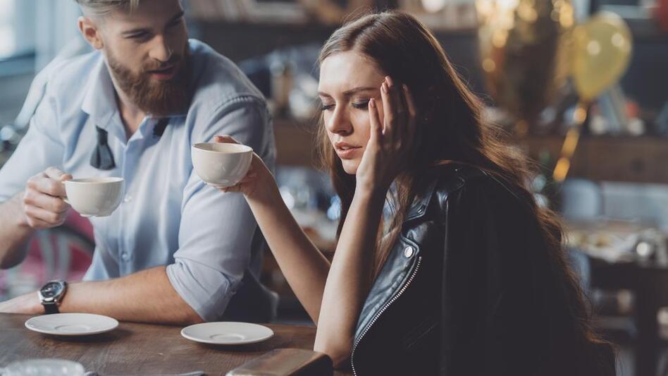 Η κατάλληλη θεραπεία για το hangover: «Είναι σωτήρια για τα Χριστούγεννα»