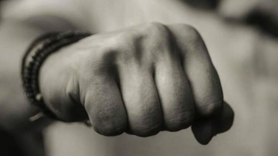  Καταγγελία για ξυλοδαρμό εργαζομένου που δεν υπέγραψε «οικειοθελή» αποχώρηση 