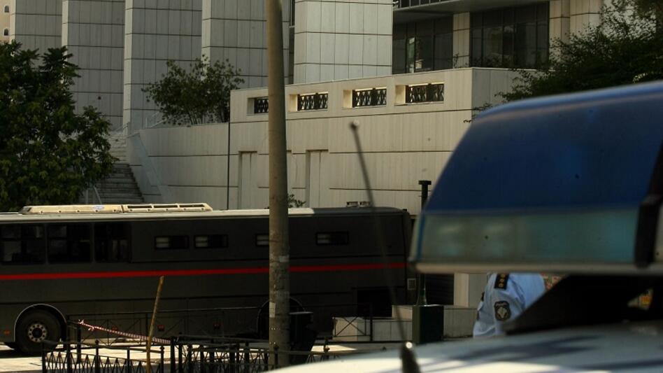 Υπόπτη βαλίτσα στο Εφετείο Αθηνών σήμανε συναγερμό