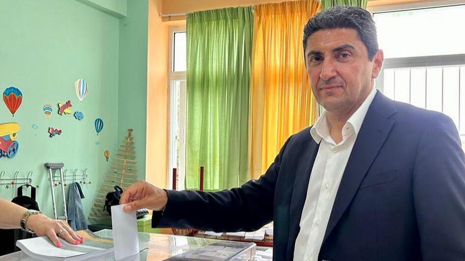 Έκανε "περίπατο" ο Λευτέρης Αυγενάκης