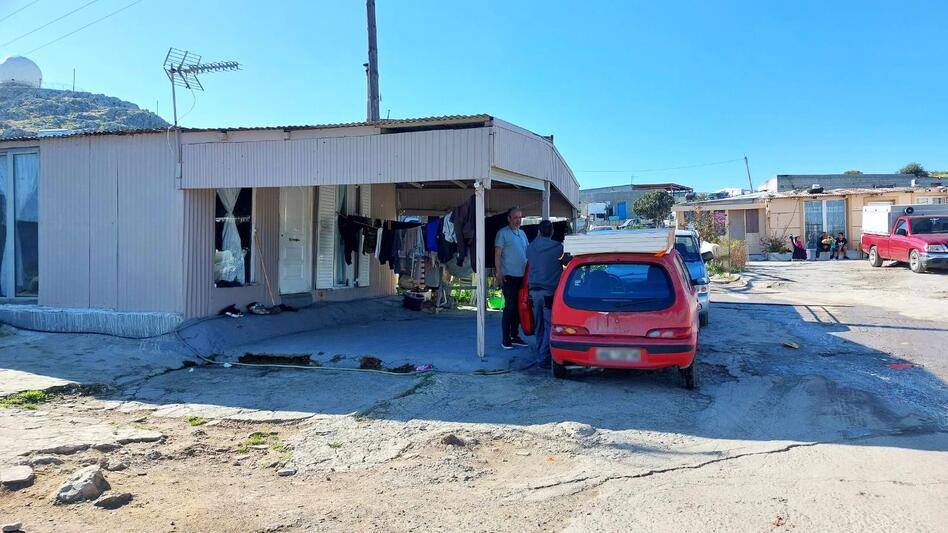 Βραδυφλεγής «βόμβα» ο καταυλισμός της Νέας Αλικαρνασσού - Φωτιές και «βουνά» απορριμμάτων