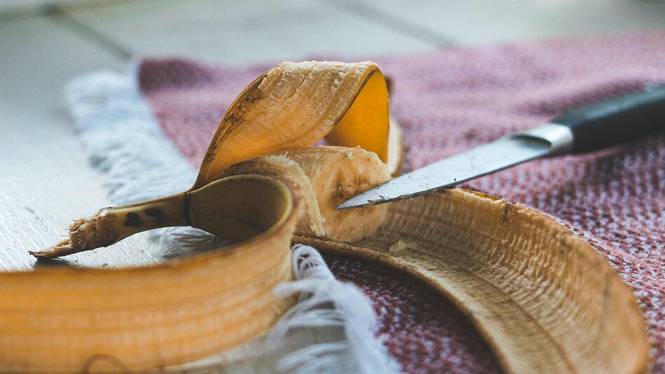 Zero waste: To υλικό που όλοι πετάμε αλλά κάνει τέλειο κάθε ζωμό