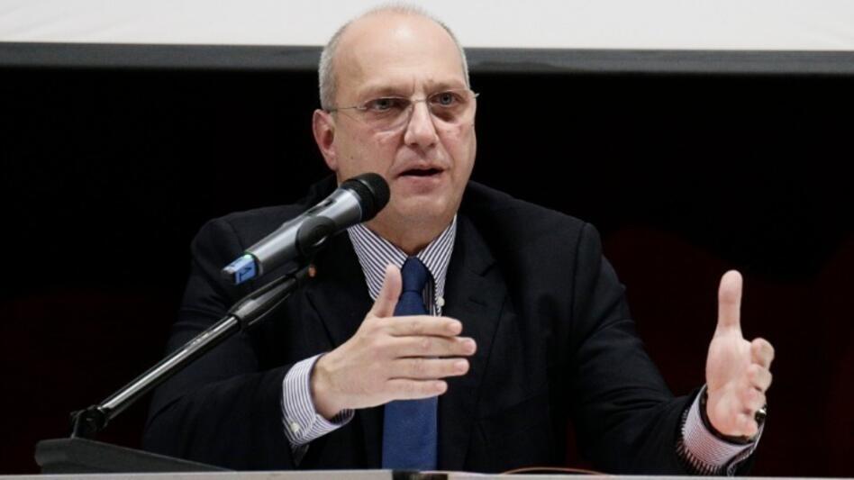  Οικονόμου για οπαδική βία: Υπάρχουν κύκλοι που δίνουν κάλυψη σε αυτές τις συμμορίες