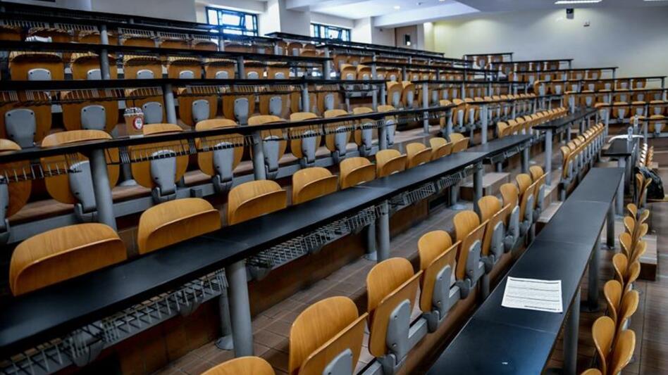 Πανελλαδικές Εξετάσεις 2026 – Κενές θέσεις στα Πανεπιστήμια αλλά και υψηλές βάσεις εισαγωγής