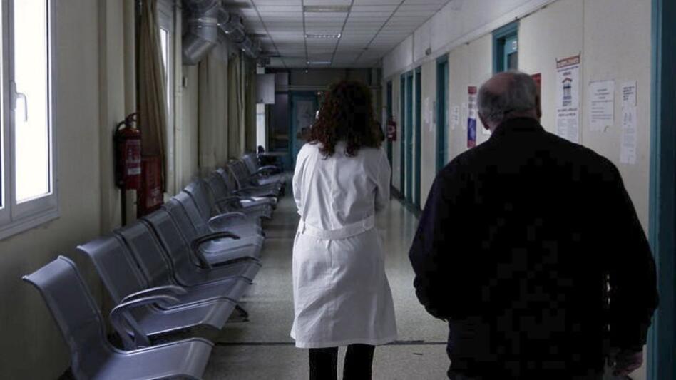 Υπουργείο Υγείας: Νέα παράταση για παραμονή στο ΕΣΥ στους γιατρούς άνω των 67 ετών χωρίς διευθυντικά καθήκοντα 