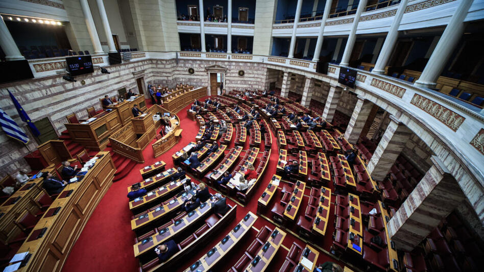 Στην τελική ευθεία για τον προϋπολογισμό - Ξεκίνησαν οι ομιλίες των πολιτικών αρχηγών