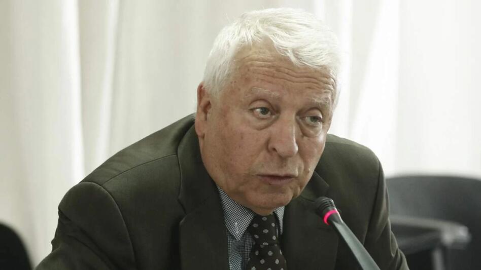 Ομοφοβική επίθεση Μουτζούρη στον Στ. Κασσελάκη: "Είναι οπισθογεμής"
