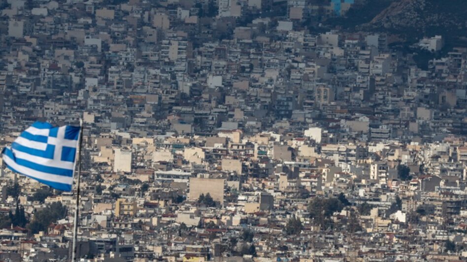 Πώς επηρεάζουν την αγορά ακινήτων τα μέτρα για Golden Visa, βραχυχρόνιες μισθώσεις και το "πλαφόν" στα στεγαστικά