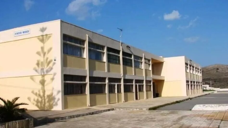 Κλίμα δυσφορίας και αγανάκτησης στο Μοχό με αφορμή την κηδεία της 17χρονης - Τι έχει συμβεί!