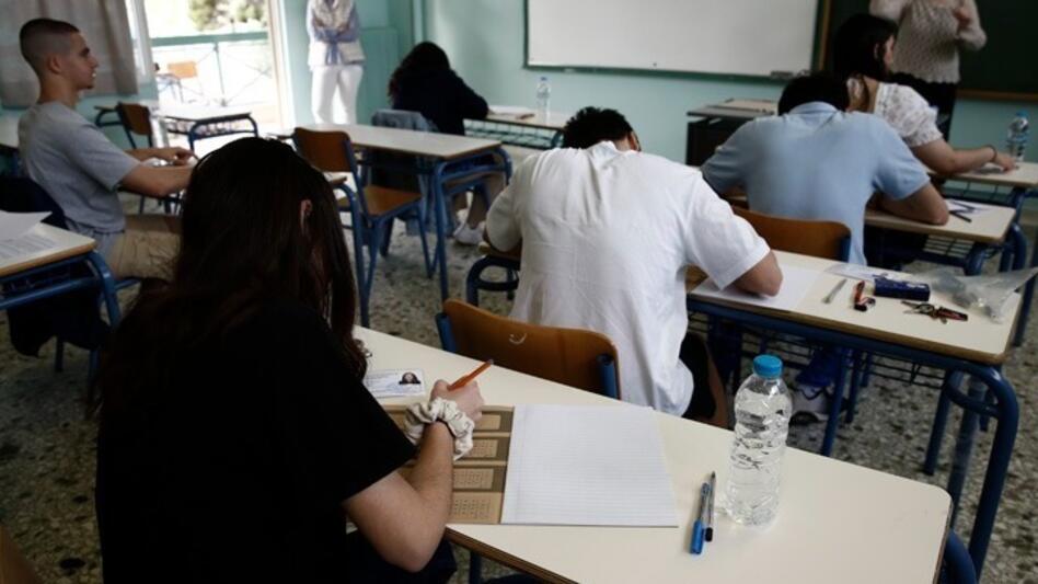 «Η αίθουσα κλιματίζεται» για τους υποψηφίους των ΕΠΑΛ