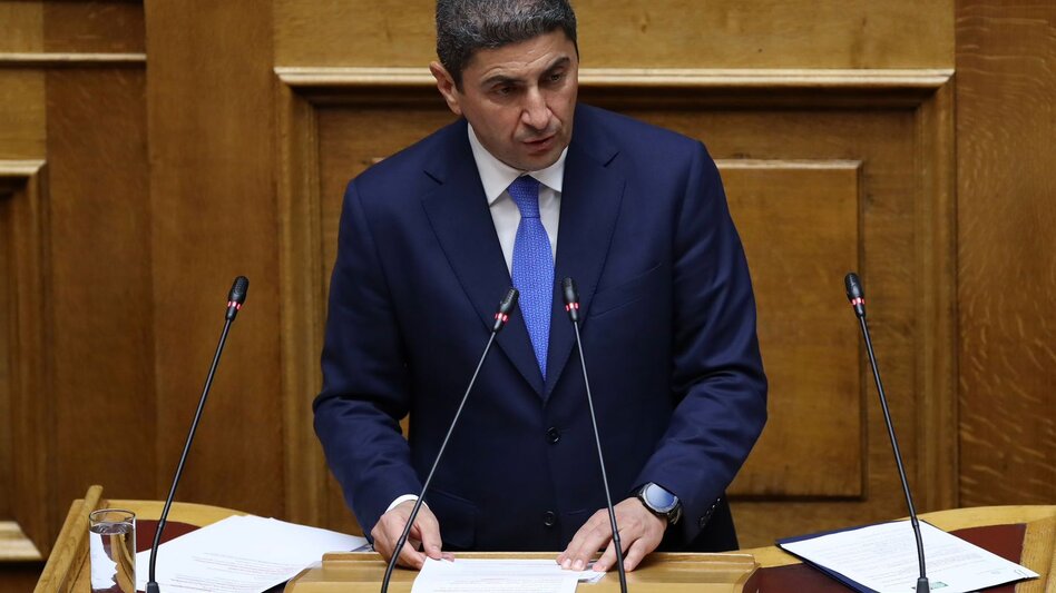 Η ανάρτηση του Λευτέρη Αυγενάκη για τον κρατικό προϋπολογισμό