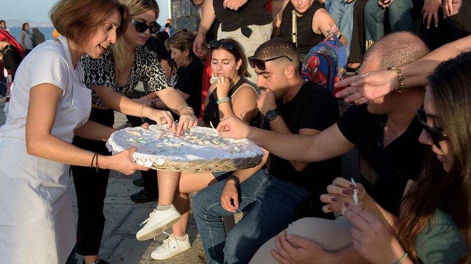 "Γιορτή τσικουδιάς" από τον Λαογραφικό όμιλο "Λάζαρος και Μανώλης Χνάρης"