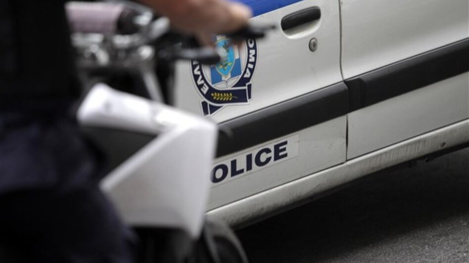 Γιάφκα στο Παγκράτι: Σύλληψη 49χρονου για την αποθήκη «οπλοστάσιο»