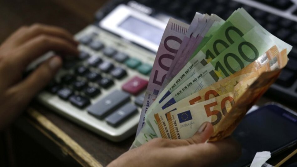 e-ΕΦΚΑ: Σήμερα η εφάπαξ οικονομική ενίσχυση συνταξιούχων και το επίδομα κοινωνικής αλληλεγγύης