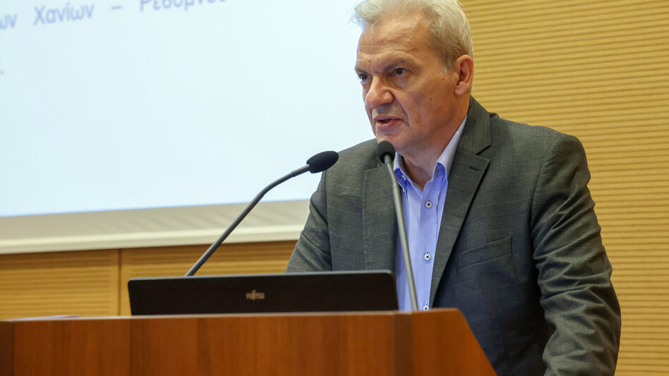 Τεχνικό πρόγραμμα, Ενετικά Τείχη και ευχές για τη νέα χρονιά, στην ανασκόπηση του Δημάρχου