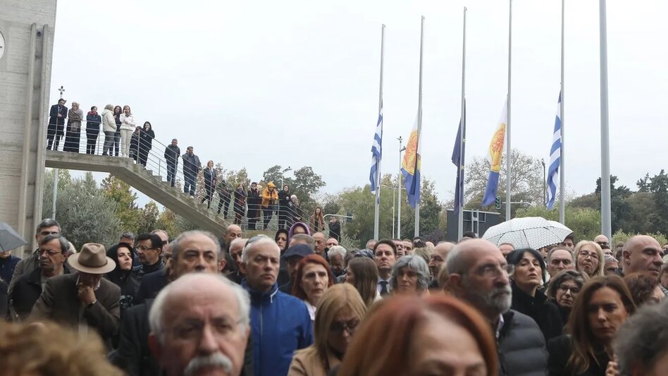 Η Θεσσαλονίκη αποχαιρετά τον Γιάννη Μπουτάρη
