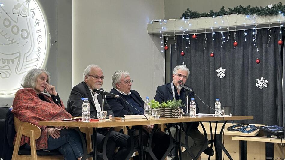 "Η ποίηση θεραπεύει": Πλήθος κόσμου στην παρουσίαση του βιβλίου του Γιώργου Παυλάκη