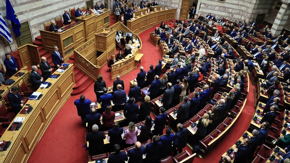 Προϋπολογισμός 2025: Υπερψηφίστηκε με 159 «ΝΑΙ» - Τα μέτρα που ανακοίνωσε ο πρωθυπουργός 