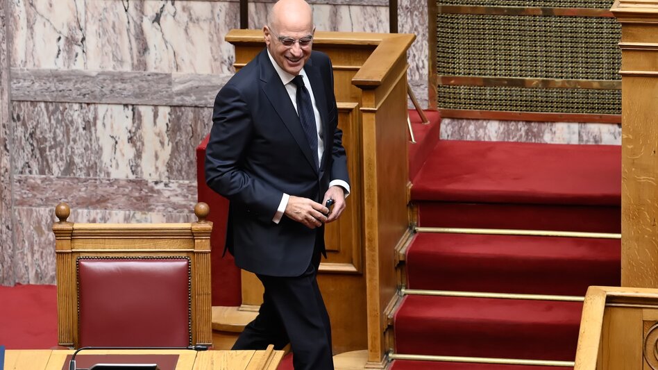 Δένδιας: Δέσμη μέτρων για τη βελτίωση της διαβίωσης των μελών της Στρατιωτικής Οικογένειας