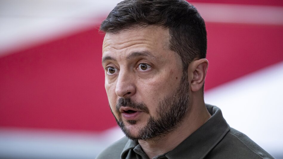 Ουκρανία: Απογοητευμένος ο Ζελένσκι από την αντίδραση της αμερικανικής πρεσβείας για την επίθεση με πυραύλους