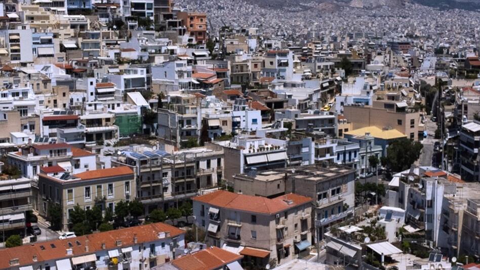ΕΝΦΙΑ: Αλλάζει ο τρόπος υπολογισμού εισοδήματος – Ποιοι χάνουν τις εκπτώσεις λόγω τεκμηρίων