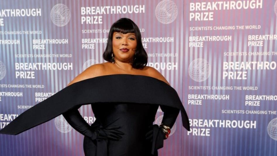 Η Lizzo θα υποδυθεί τη «νονά του ροκ εν ρολ» Ροζέτα Θαρπ σε βιογραφική ταινία