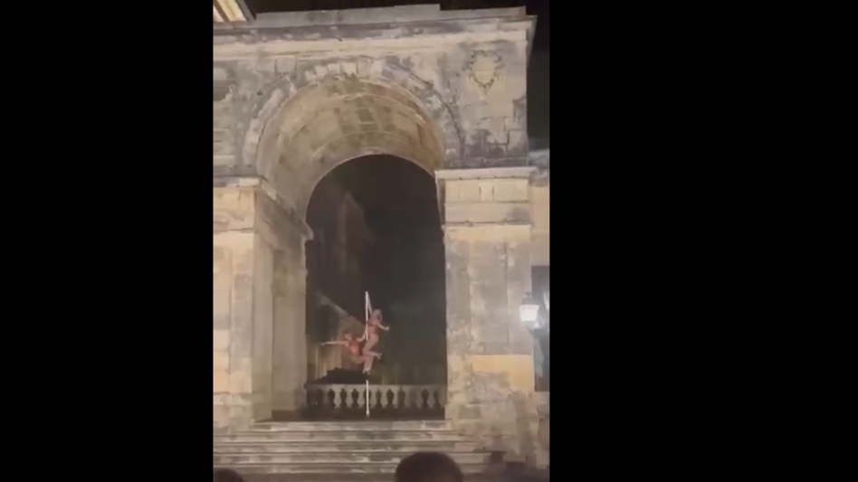 Κέρκυρα: Μήνυση του Δήμου και του Μουσείου Ασιατικής Τέχνης για το pole dancing στα Ανάκτορα
