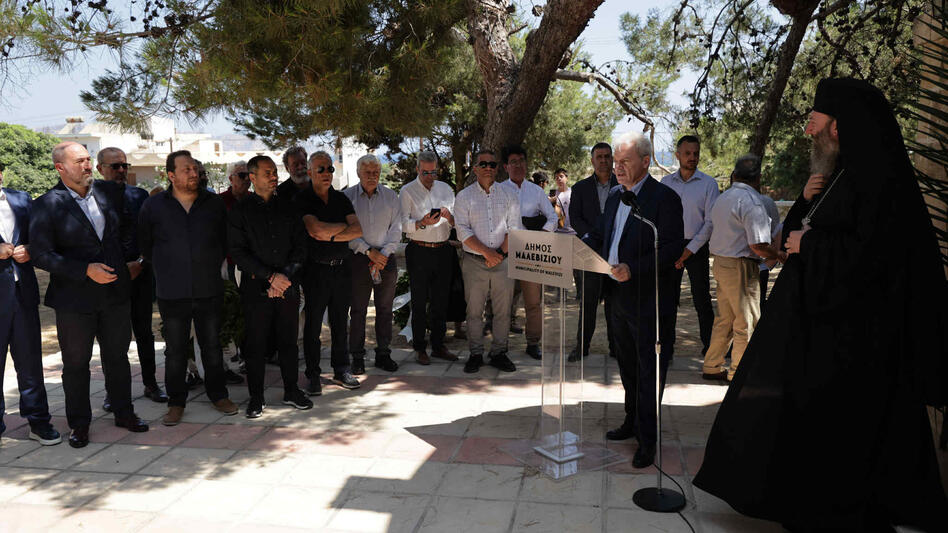 Οι 62 Μάρτυρες, η απουσία του ομιλητή και ο Καλοκαιρινός που… έσωσε την εκδήλωση!