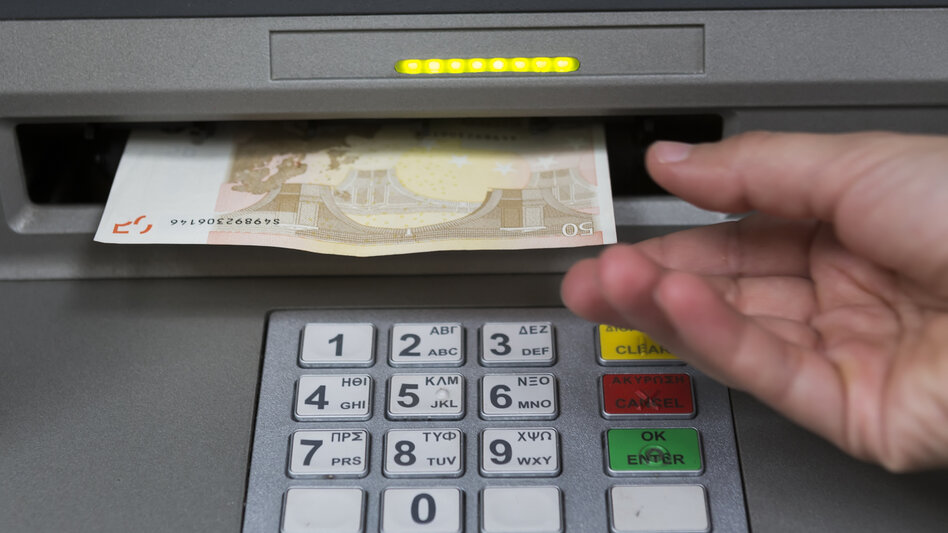 Ο «χάρτης» των πληρωμών από e-ΕΦΚΑ και ΔΥΠΑ