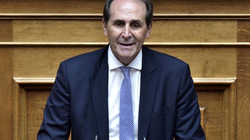 Συλλυπητήρια μηνήματα από τον πολιτικό κόσμο για τον θάνατο του Απ. Bεσυρόπουλου