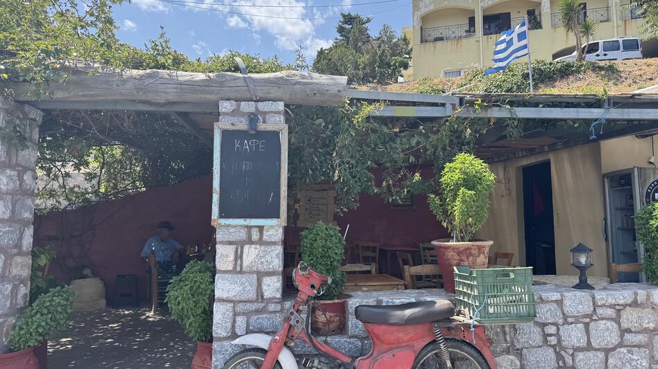 Ορεινά χωριά ελάχιστων κατοίκων "ζωντανεύουν" ξανά το καλοκαίρι