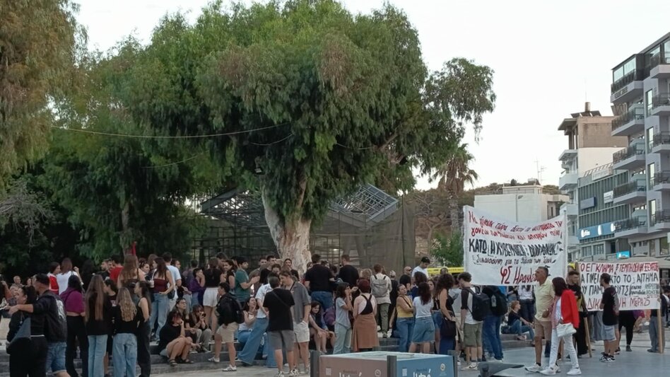 Kρήτη: Πλήθος κόσμου στις συγκεντρώσεις αλληλεγγύης στον Πάνο Ρούτσι