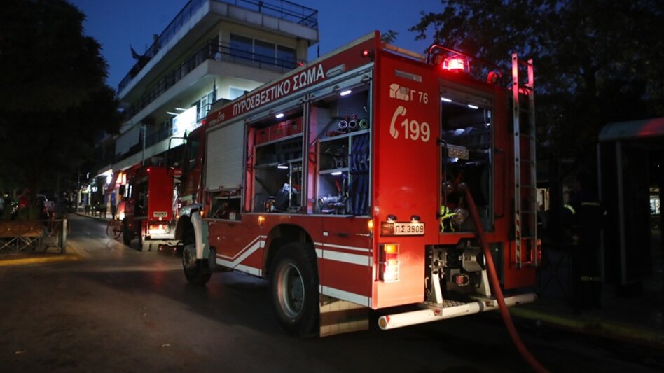 Συναγερμός για φωτιά σε αυτοκίνητα στην Αμμουδάρα!