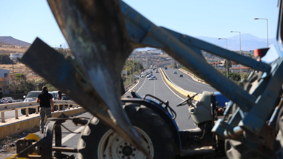 Αγρότες: Αυτοί θα συναντηθούν με τον πρωθυπουργό - Τέσσερις Κρητικοί στον κατάλογο