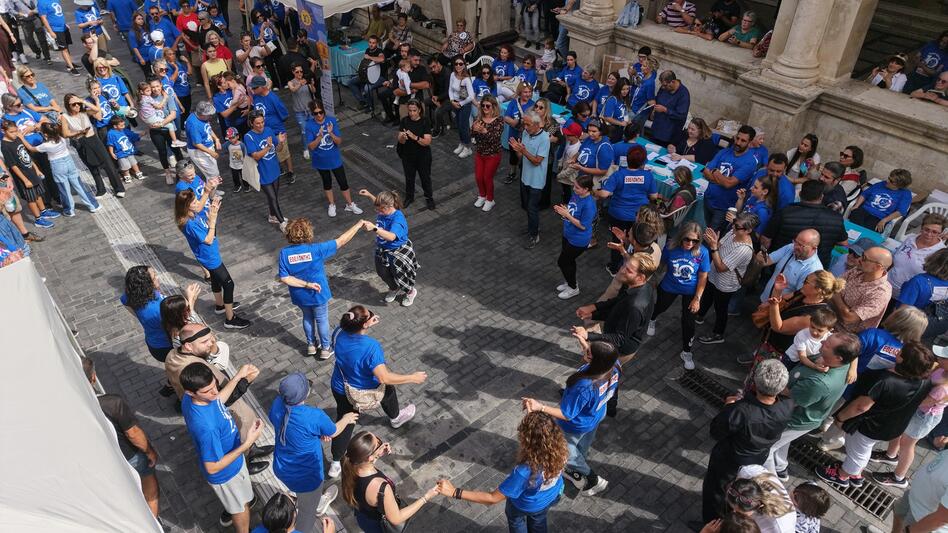 Ηράκλειο: Με μεγάλη συμμετοχή ο 10ος περίπατος ΕΥ ΖΩ ΜΕ ΤΟΝ ΚΑΡΚΙΝΟ