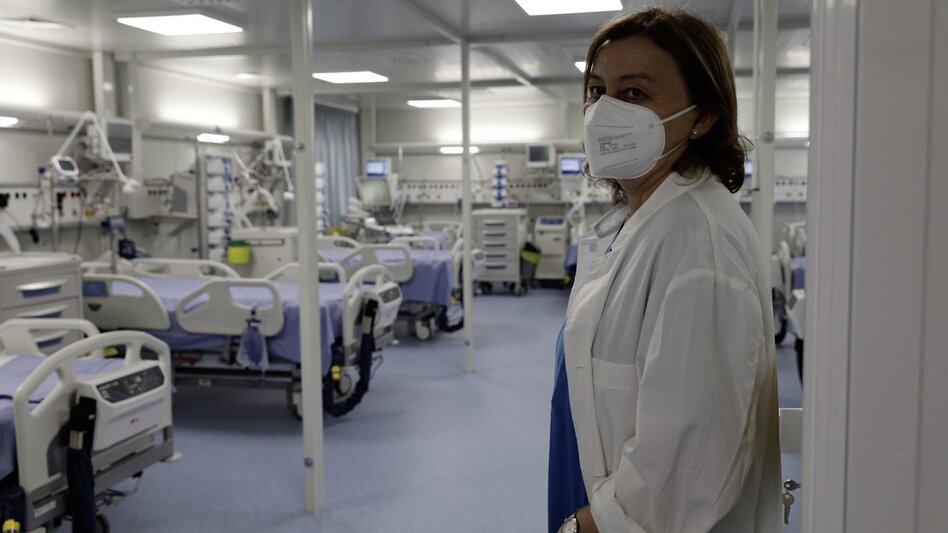 Υπερδιπλασιασμός εισαγωγών γρίπης στα νοσοκομεία – Ισχυρή σύσταση του ΕΟΔΥ για άμεσο εμβολιασμό και προστατευτικά μέτρα