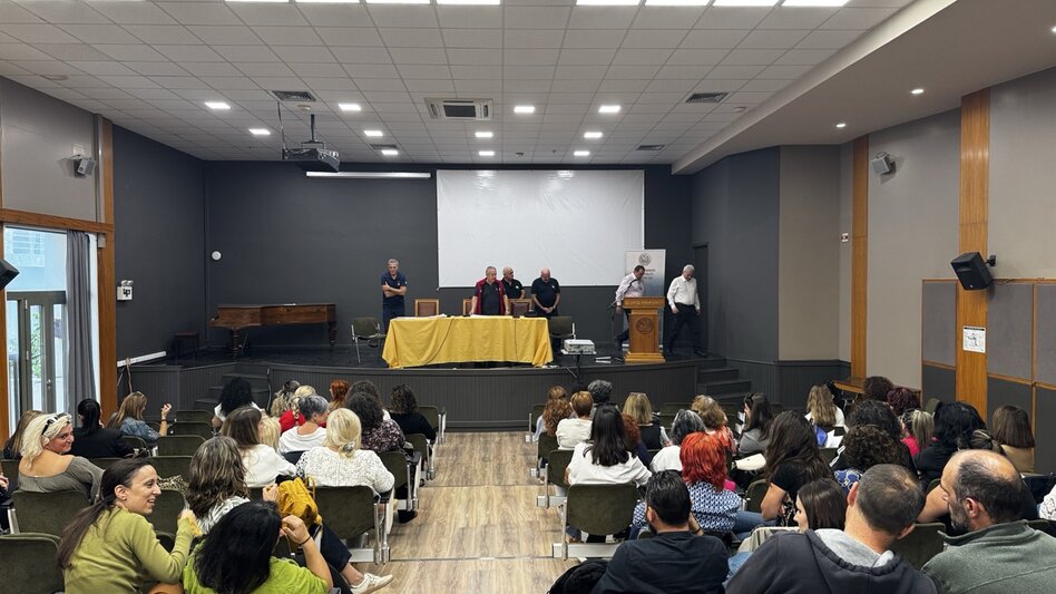 Απονομή πιστοποιητικών Πρώτων Βοηθειών από το ΕΚΑΒ στους εργαζόμενους της Κοινωνικής Υπηρεσίας του Δήμου Ηρακλείου